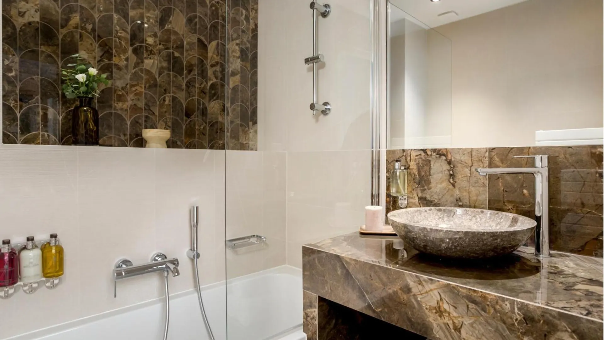 Merveil - Luxury - Marais - Caire I Paris